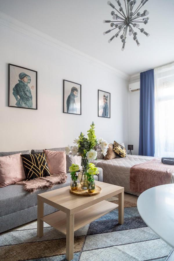 Deluxe Quentin Apartment Next To The Synagogue ブダペスト エクステリア 写真