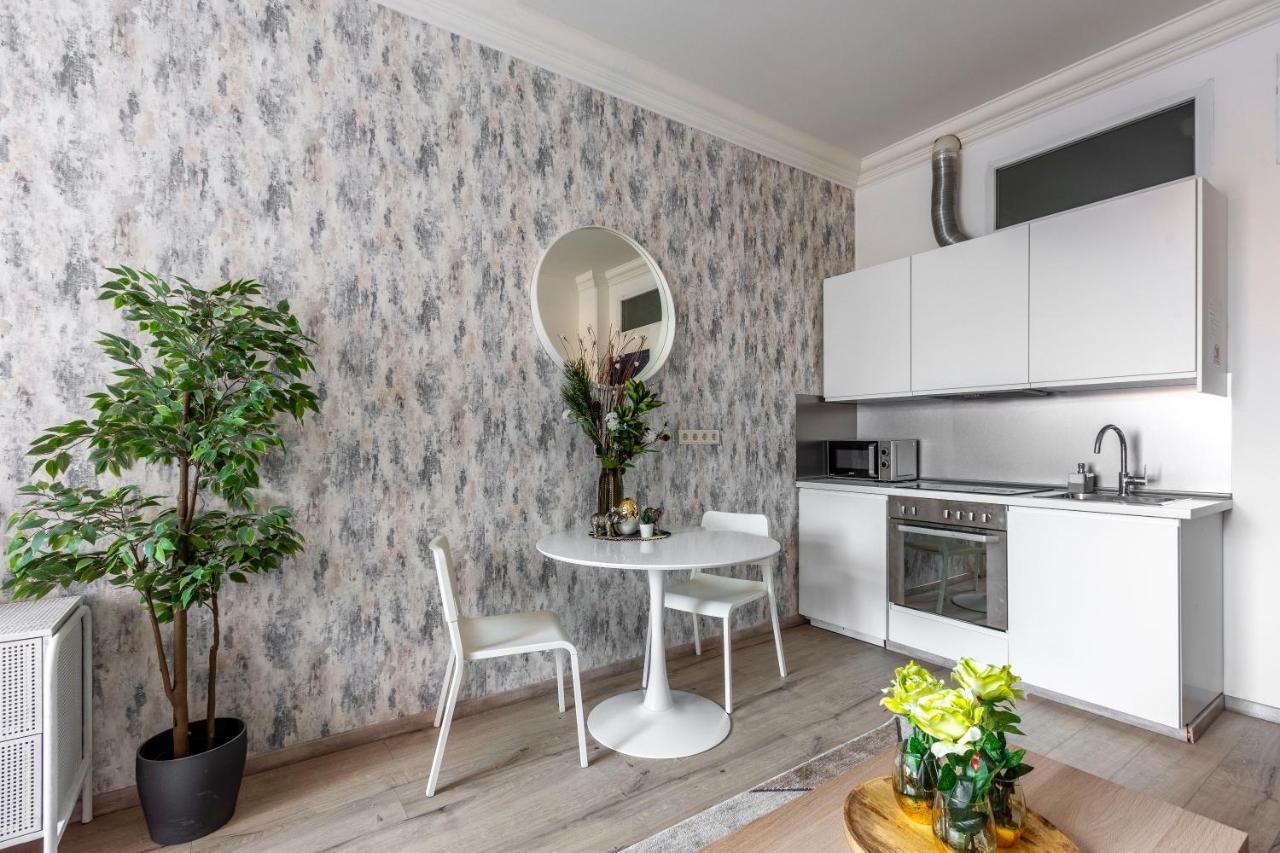 Deluxe Quentin Apartment Next To The Synagogue ブダペスト エクステリア 写真